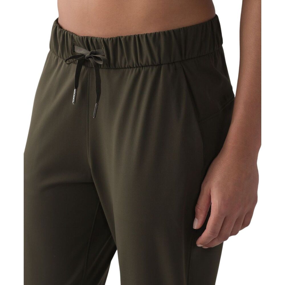 Lululemon On The Fly Pant 28" *Dark Olive - Picture 6 of 12